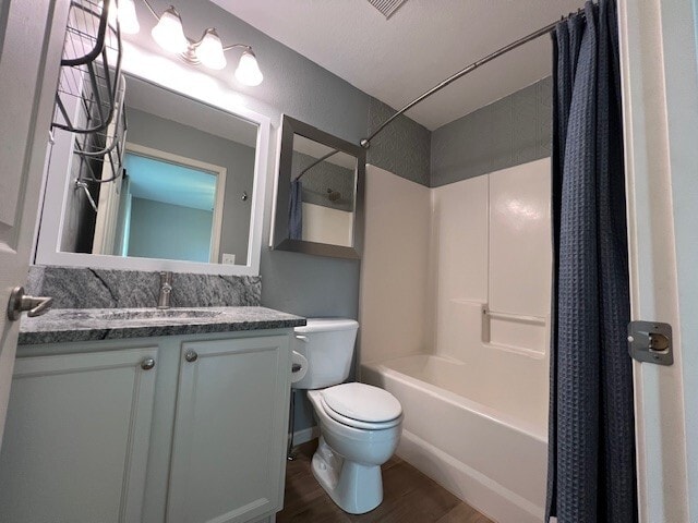 Building Photo - 4717 S Pointe Dr