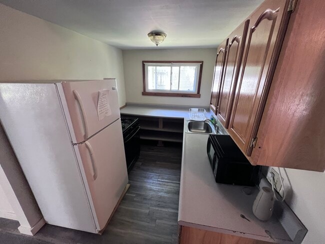 down kitchen - 7 S Main St