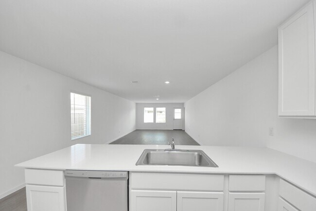 Building Photo - 1031 Garnet Rain Dr