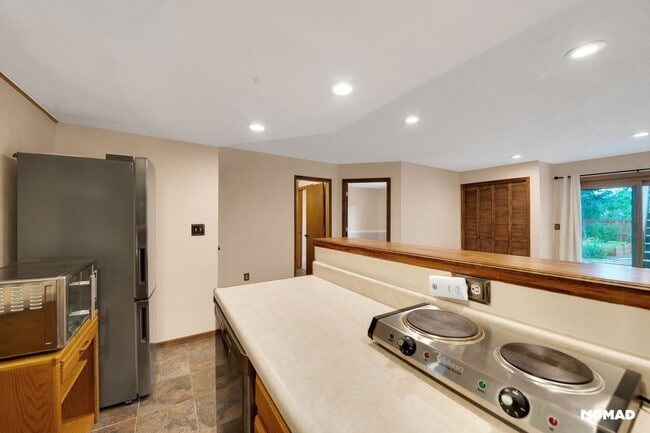 Building Photo - Charming 1BR Townhome in Lakewood