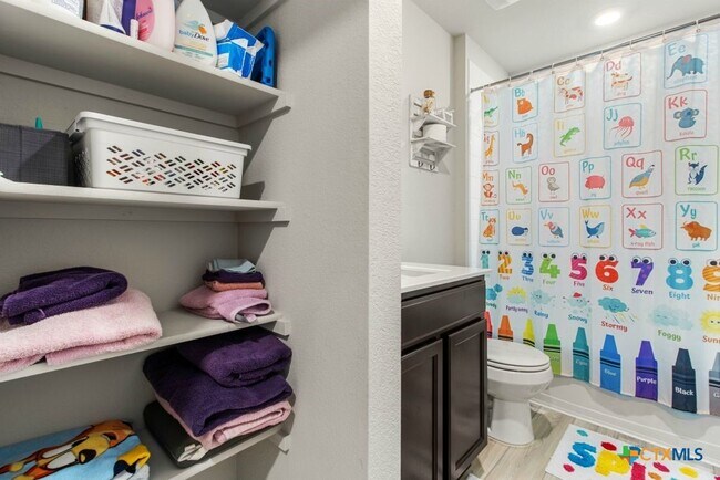 Building Photo - 2522 Merganser Dr
