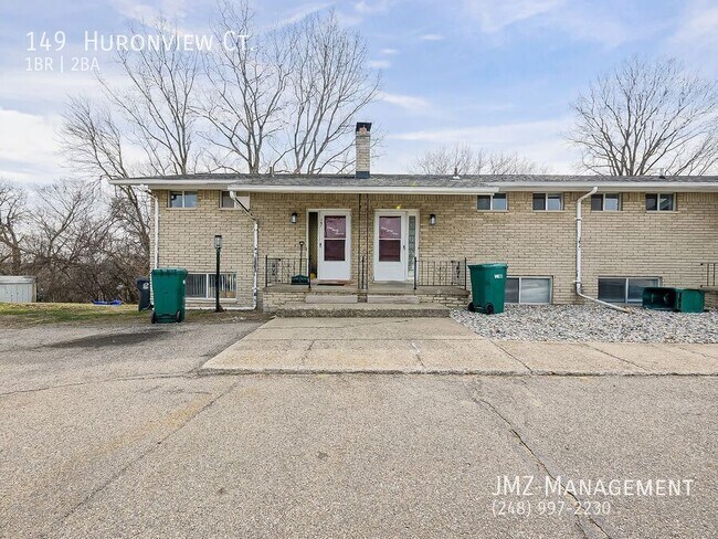 Building Photo - 149 Huronview Ct