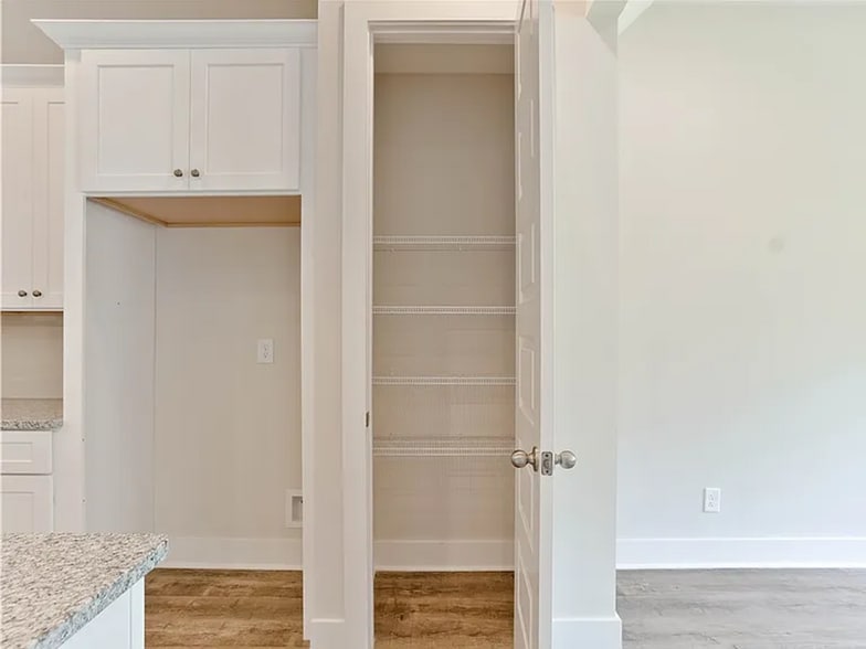 Building Photo - Owen's Crossing Townhome