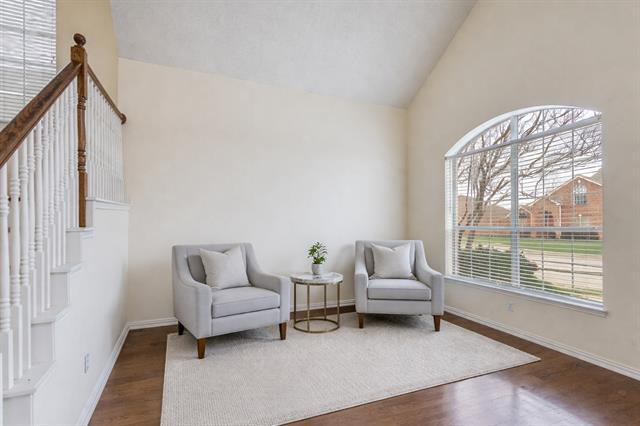 Building Photo - 3709 Mason Dr