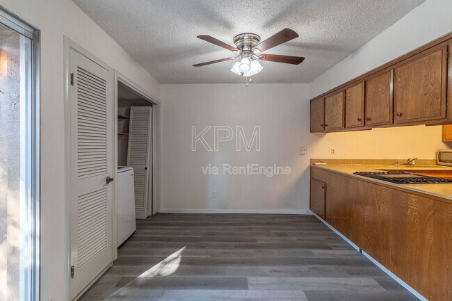 Building Photo - 1077 Rivara Rd