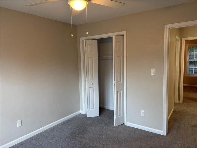 Building Photo - 1105 Trumpet Vine Ct SE