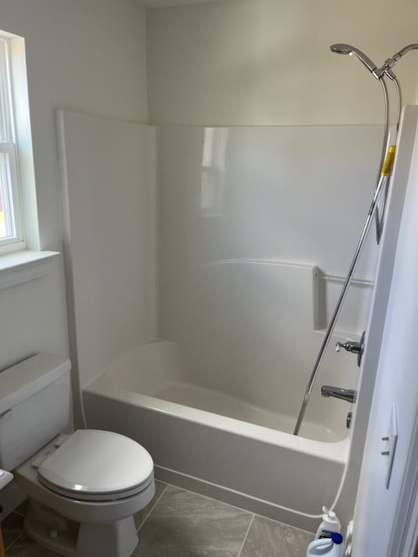 Building Photo - 4034 Oak Forest Dr