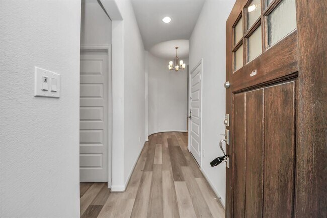 Building Photo - 11807 Latoveste Ln