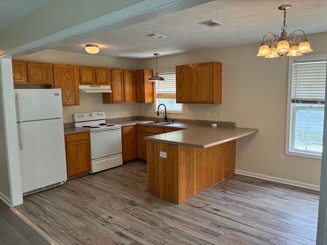 Building Photo - Beautiful 3/1 House in Bay St. Louis
