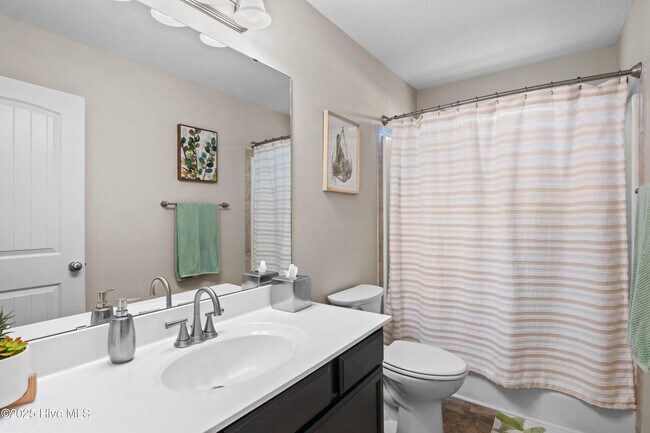 Building Photo - 162 Pamlico Drive