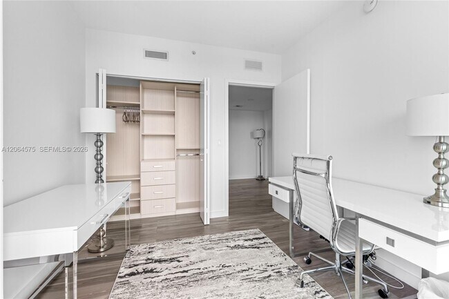Building Photo - 1300 S Miami Ave