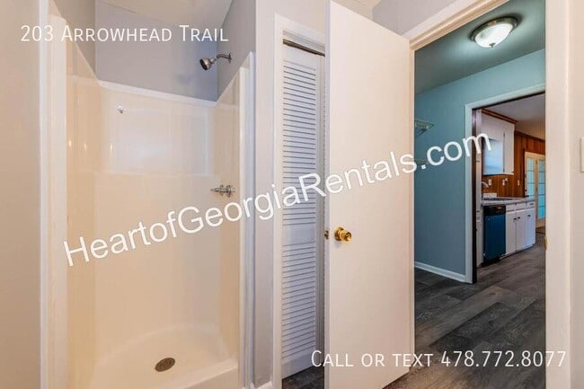 Building Photo - 203 Arrowhead Trl