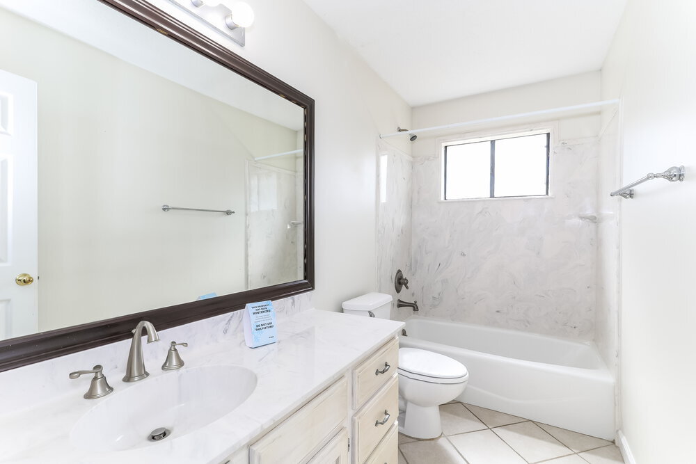 Building Photo - 4005 Eagle Ridge Ln