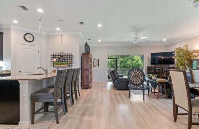 Kitchen Island - facing living room - 2574 Las Calinas Blvd