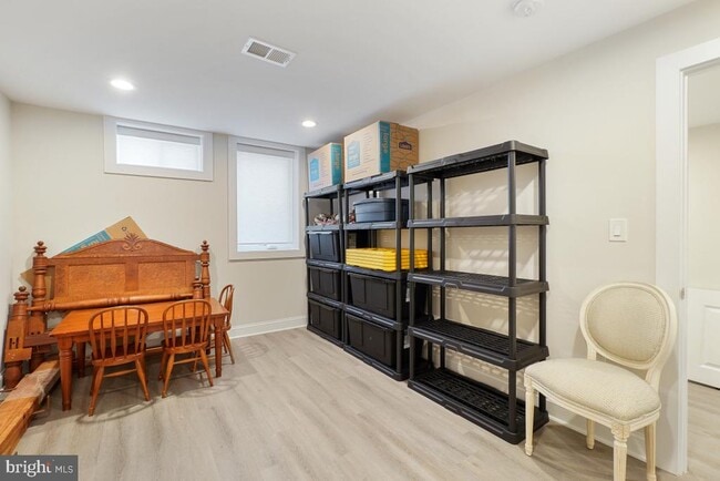 Building Photo - 8706 Sundale Dr