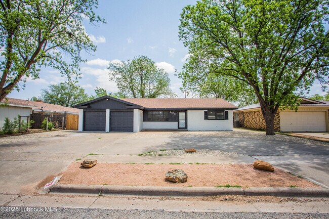 Building Photo - 6803 Avenue W