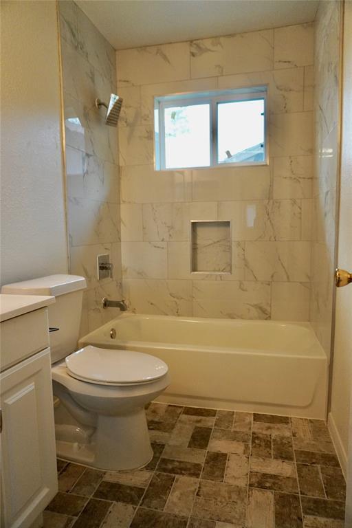 Building Photo - 10519 Sagetrail Dr