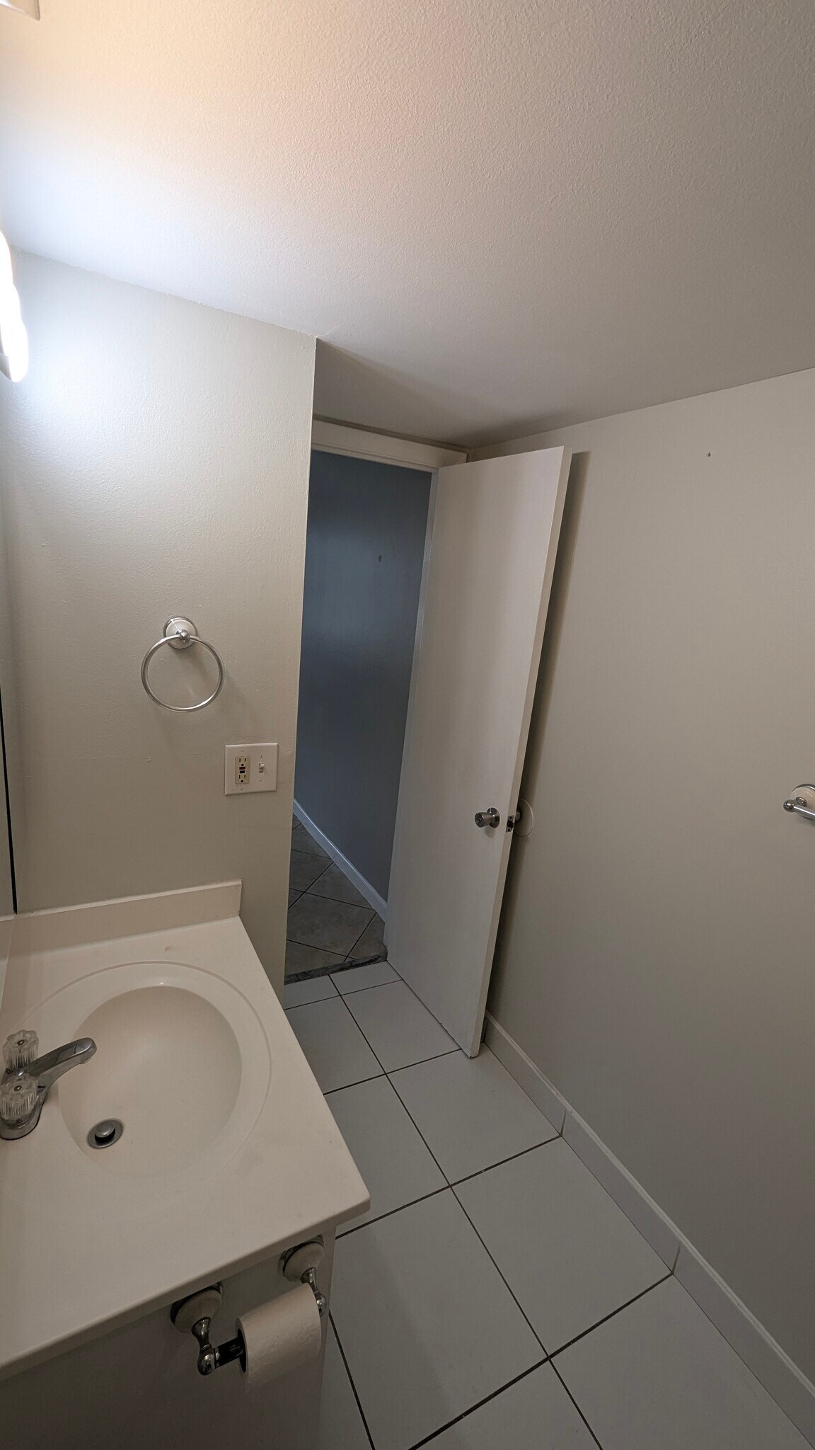 Master Bath - 3777 NW 78th Ave