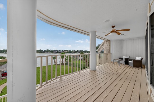 Building Photo - 1623 Lake Arbor Dr