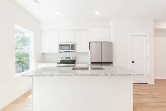 Building Photo - Newly Constructed 3/3.5 located in Chosewo...
