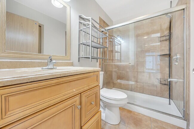 Building Photo - NO SHOWINGS AT THIS TIME~ 5 Bedrooms ( one brm is on main floor) and 4 bathrooms (2 are on main f...