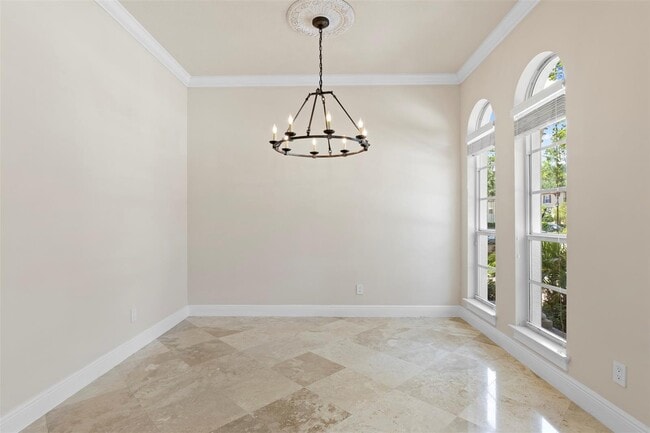 Building Photo - 105 Via Floresta Dr