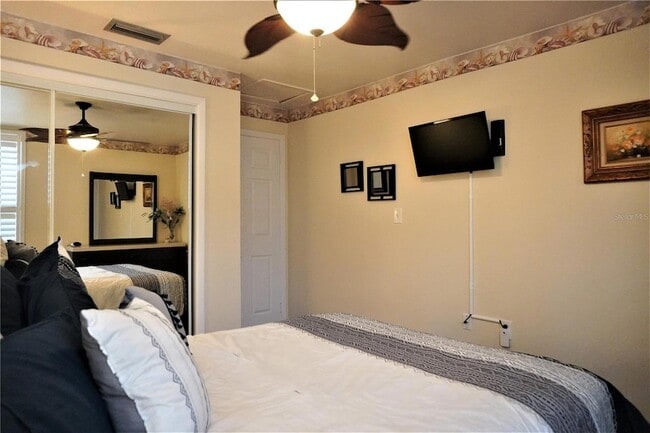 Building Photo - 4348 Tahitian Gardens Cir