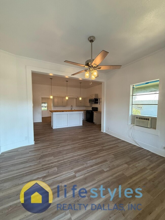 Living Room w/View of Kitchen - 1750 Maple Ave