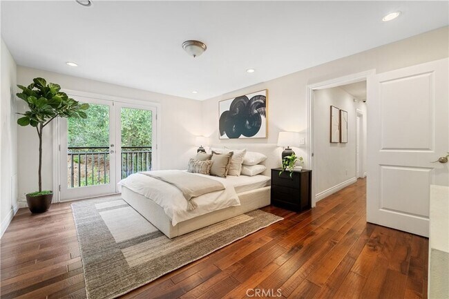 Building Photo - 9767 Blantyre Dr