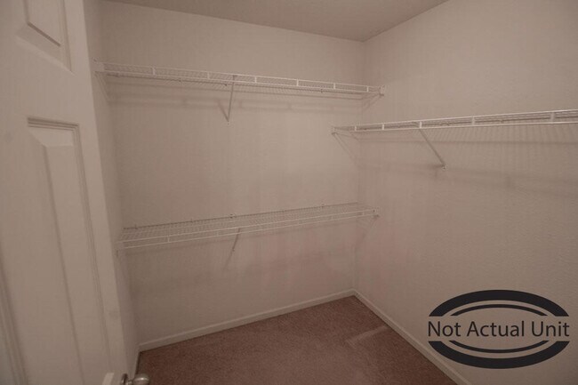 Building Photo - 4015 Snowy Owl Dr