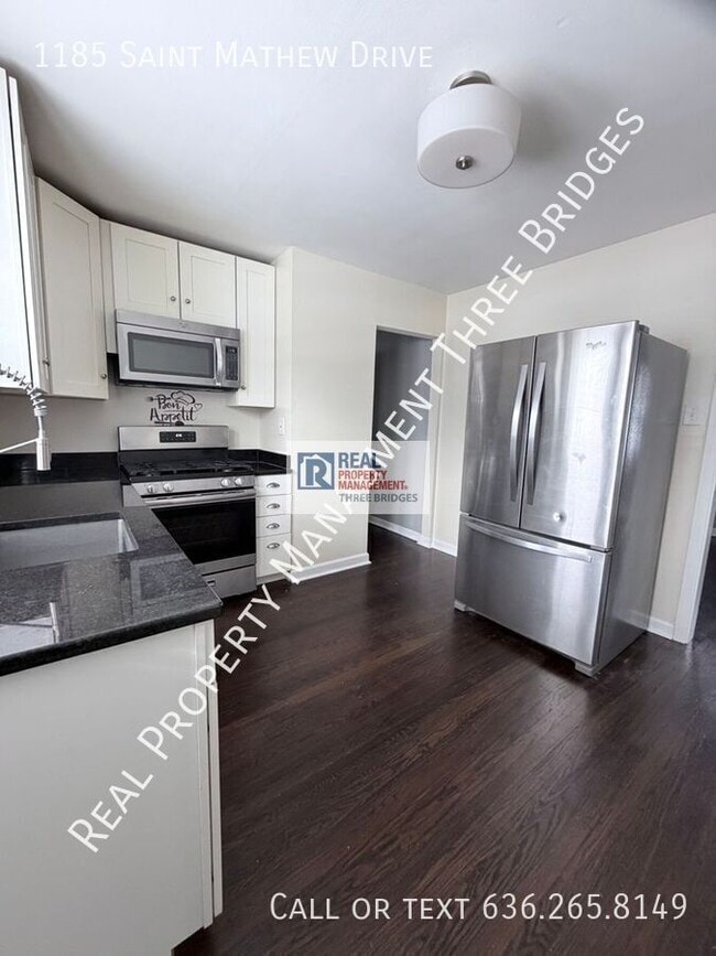 Building Photo - 1185 St Matthew Dr