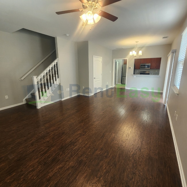 Building Photo - 402 Oakstone Trail