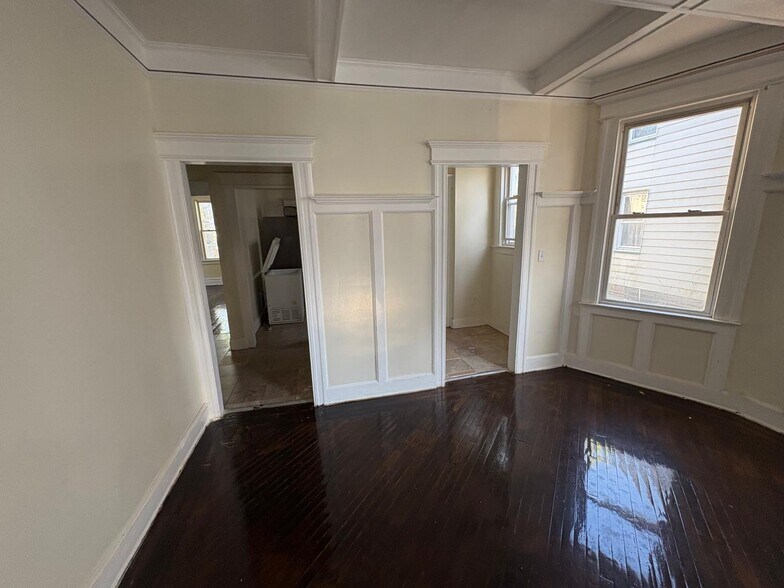 Dining Room - 274 S Burnett St
