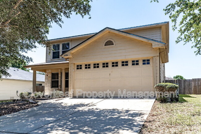Primary Photo - 3913 Whisper Ridge