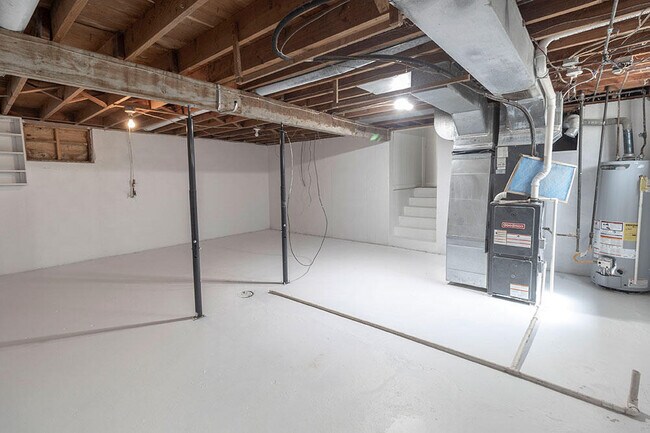 Building Photo - 100 W Leslie Ln