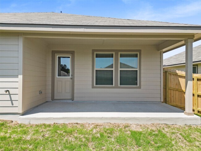 Building Photo - 206 Rockbridge Dr