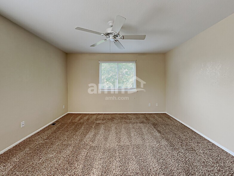 Building Photo - 13091 Dexter St