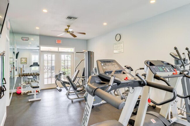 Building Photo - 5799 NE Island Cove Way