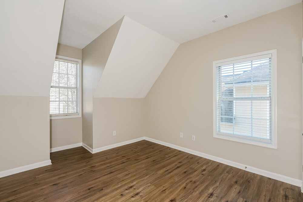 Building Photo - 88 Tapestry Ln