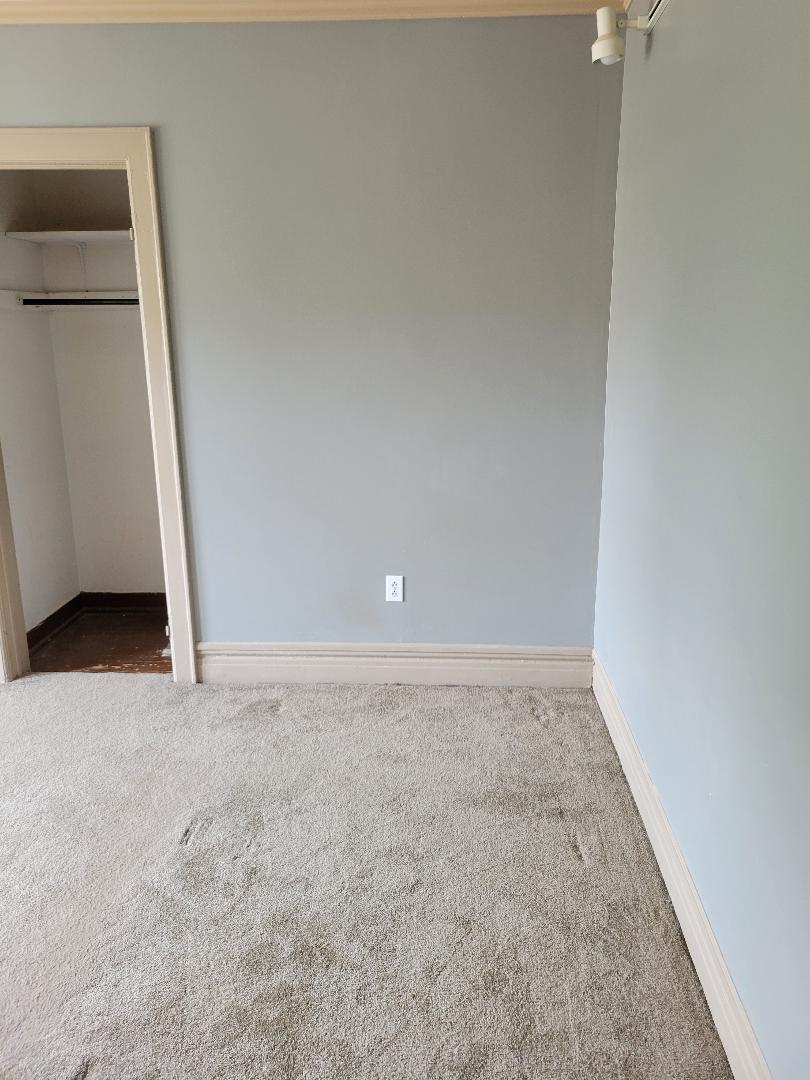 Living Room - 734 Auburn Ave