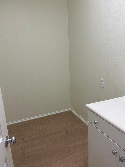 STORAGE AREA - 27288 Riverview Ln