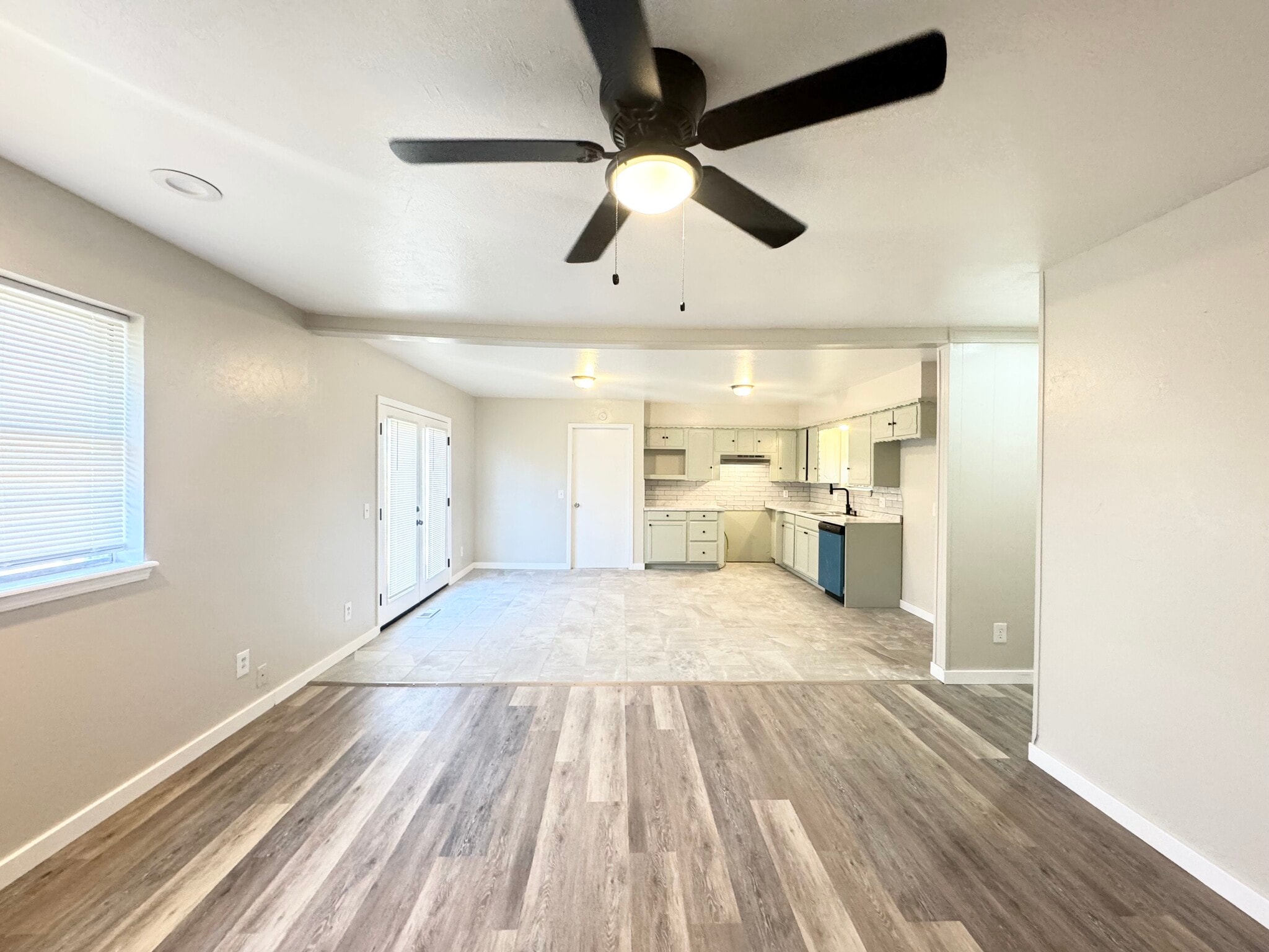 Building Photo - 1321 Beechwood Dr