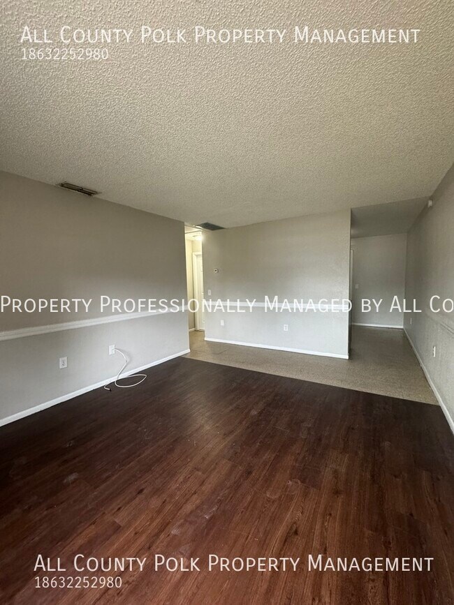 Building Photo - Spacious & Affordable! Lakeland 2 Bedroom ...