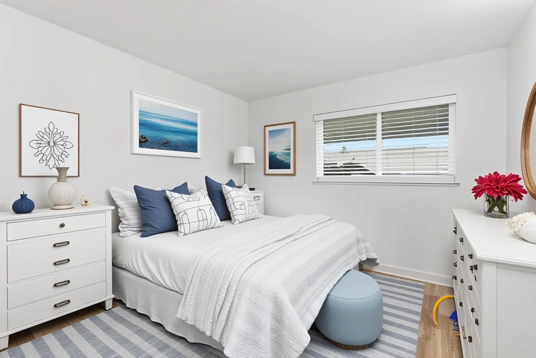 Building Photo - 112 Marina Ave