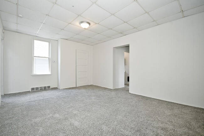 Building Photo - 904 Punta Gorda Ave