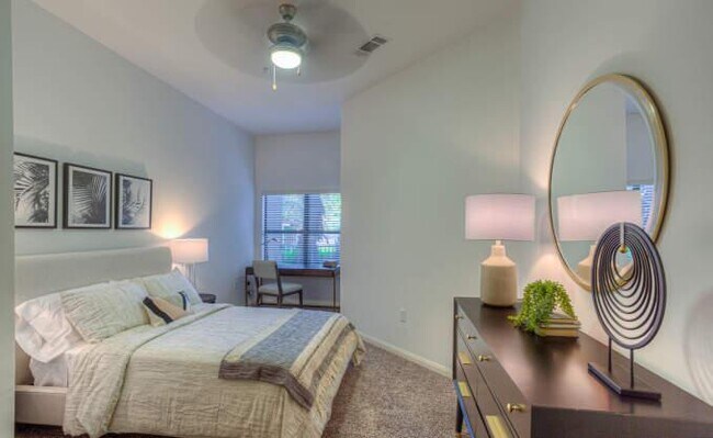 Building Photo - 1 bedroom in Houston TX 77025