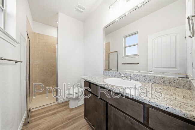 Building Photo - 509 Adley Ave