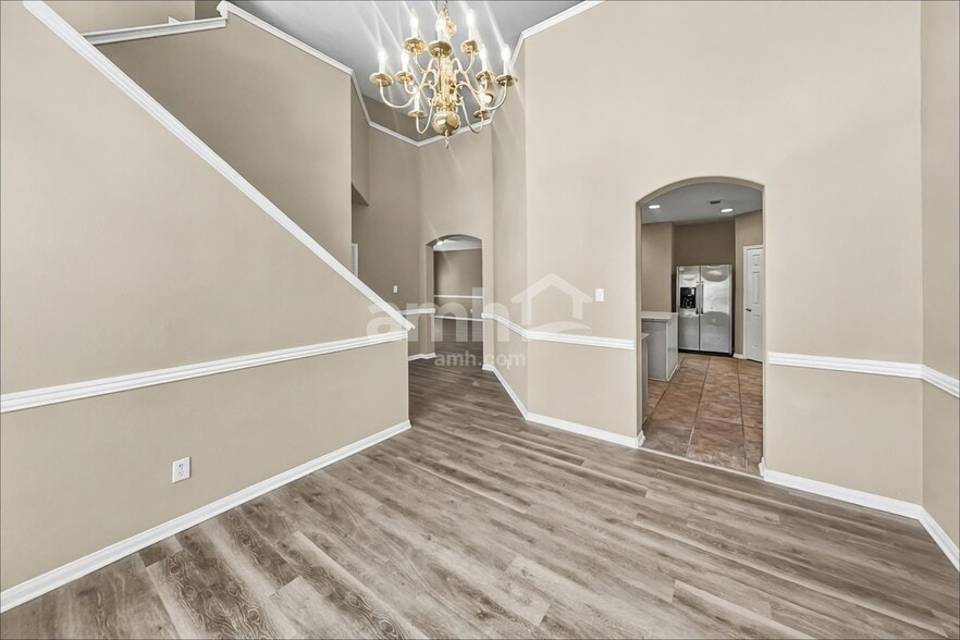 Building Photo - 710 Single Pine Ct