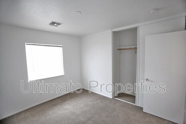 Building Photo - 8310 W Watkins St
