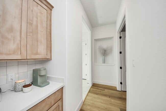 Building Photo - 4914 Olive Province Ln